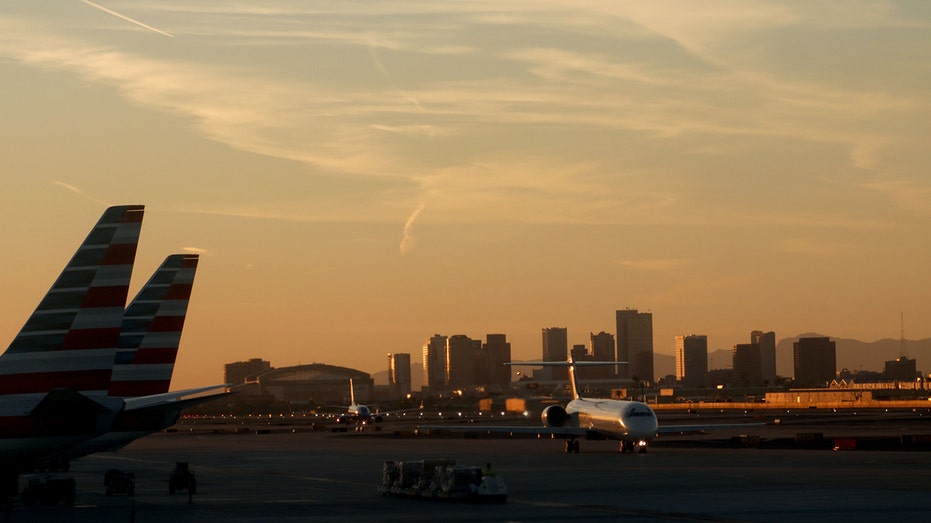 phoenix airport
